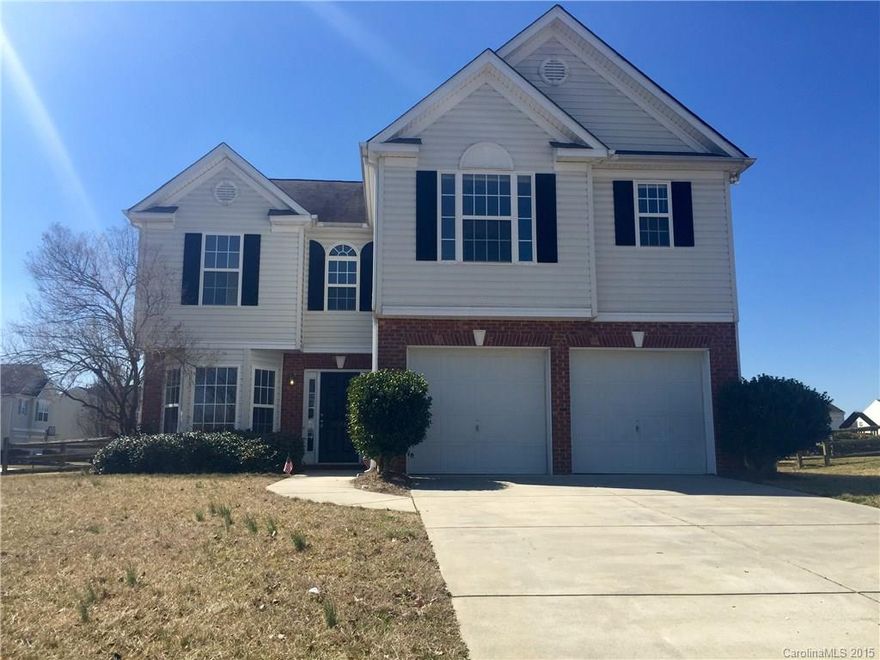 New paint! New carpet downstairs! New kitchen flooring and kitchen countertops! Work to be completed in a week. This lovely 3 bedroom home features 2015 HLA, a large upstairs bonus room, spacious master suite with a walk in Closet! Located on a corner lot enjoy a spacious front yard as well as a fenced back yard and patio. Located minutes from 485, 85, Restaurants and shopping this home also features a breakfast area and gas fireplace!