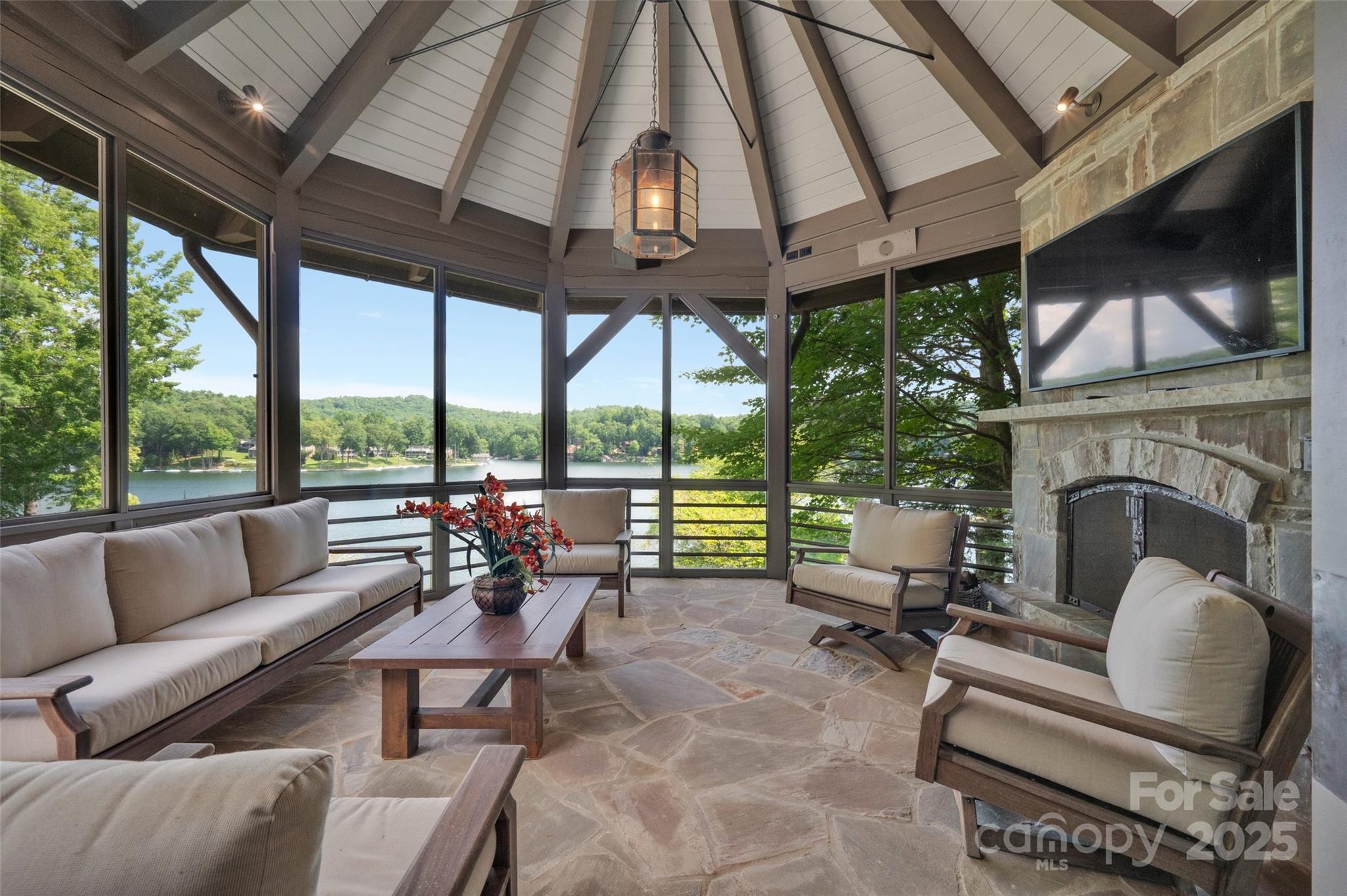 Lake Toxaway Estates - Residential