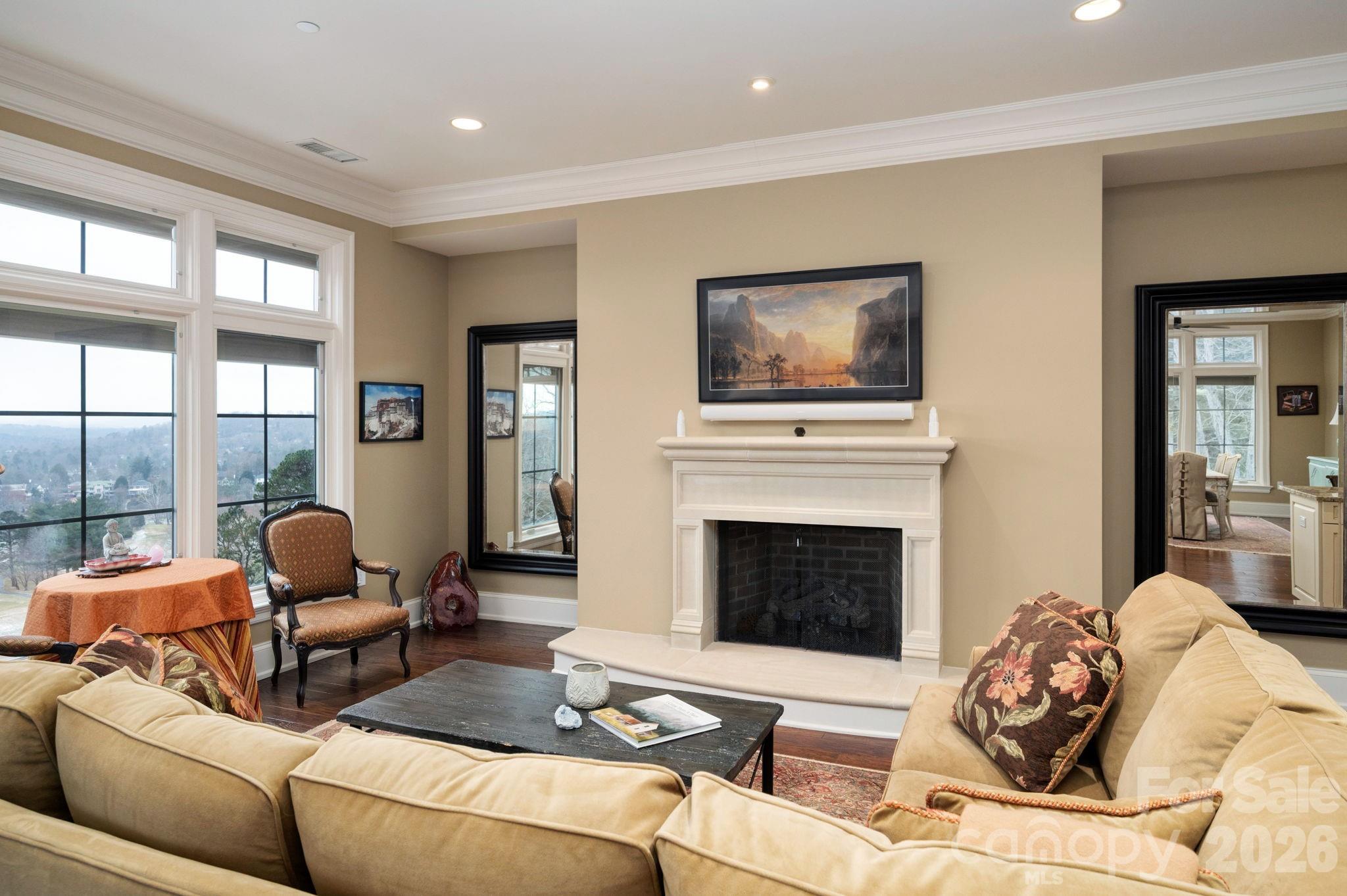 The Fitzgerald Condominium - Residential