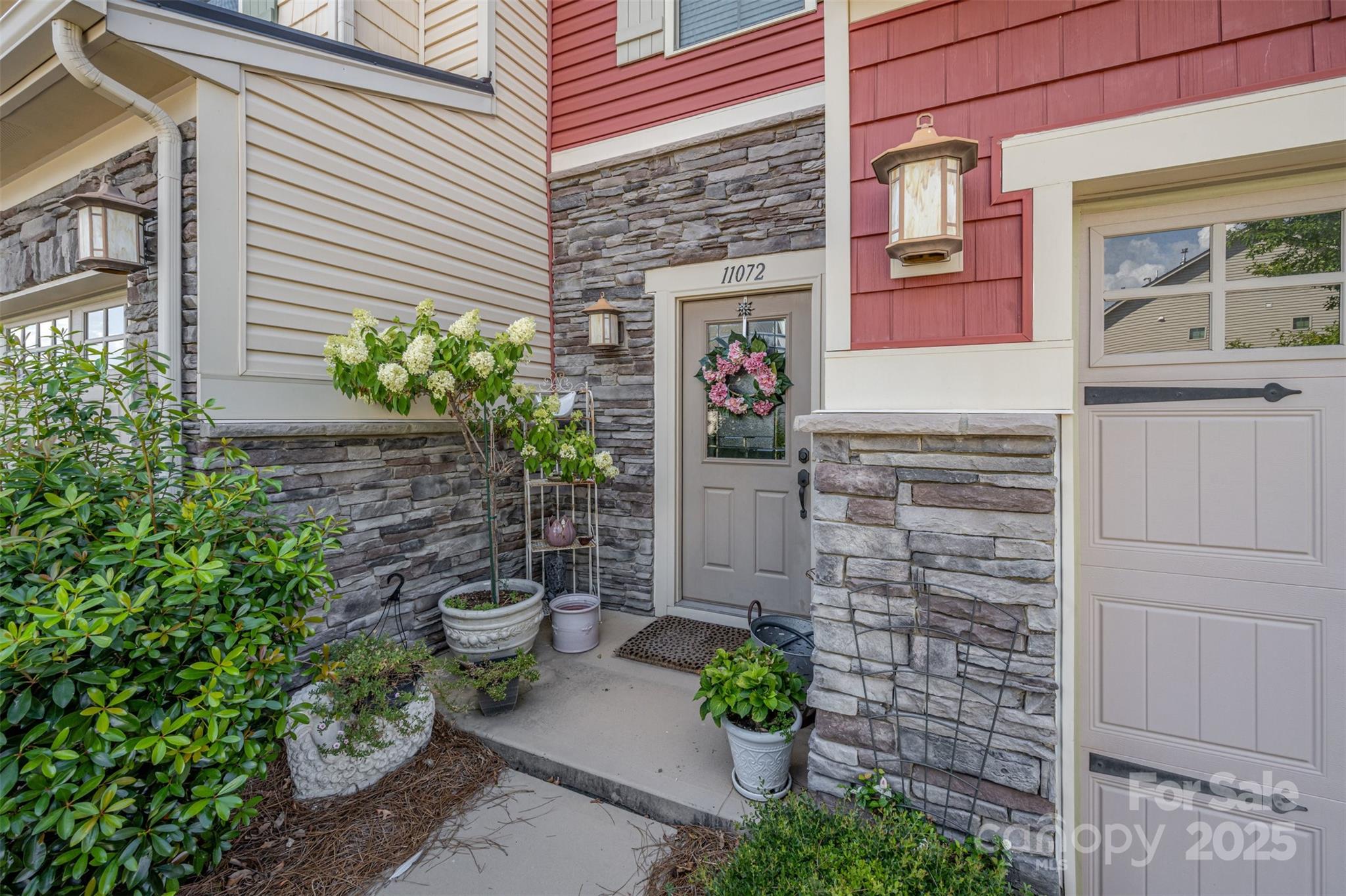 11072 Discovery Drive NW