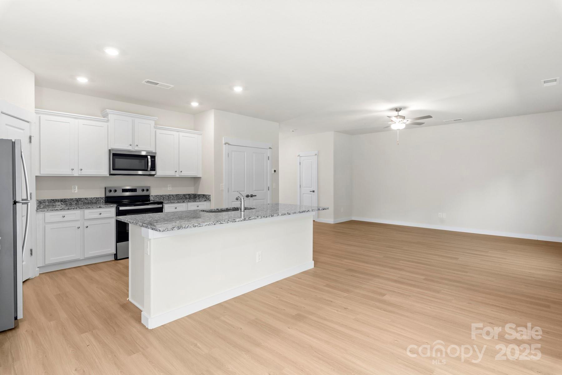 Knights Bridge - Residential