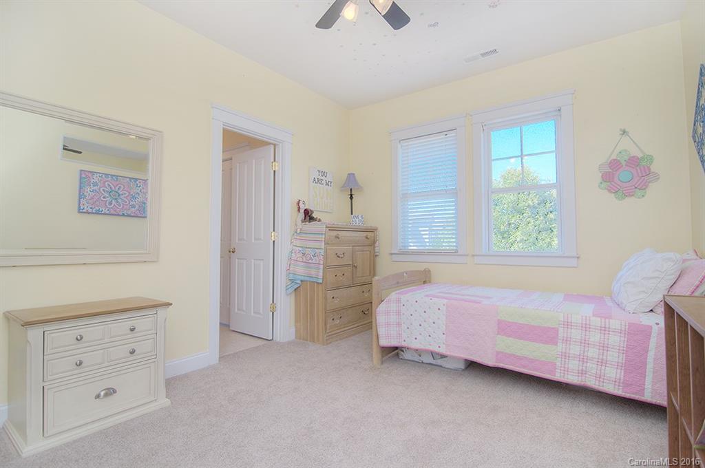 Lake Shore - Residential