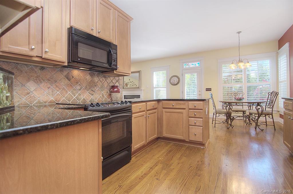 Lake Shore - Residential