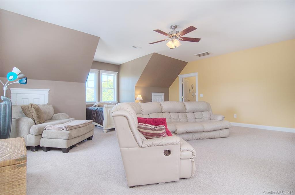 Lake Shore - Residential