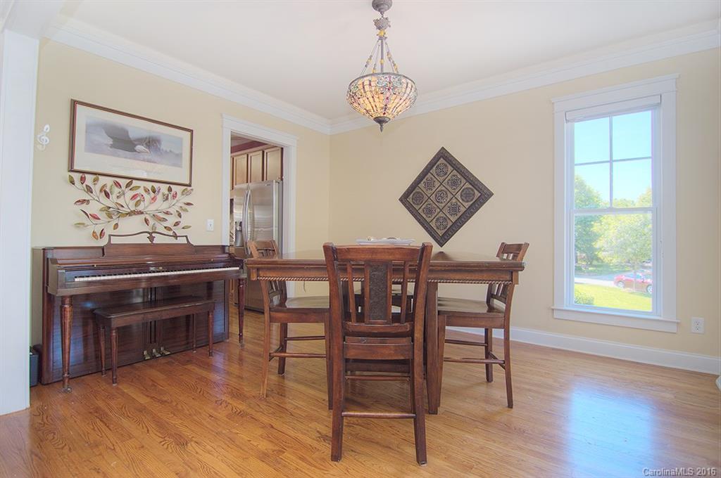 Lake Shore - Residential