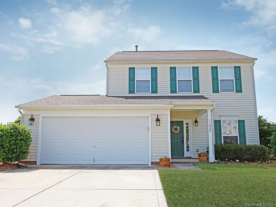 Here’s a Beauty with Great Outdoor Living Space: Patio, Extended Deck, & Fenced Yard with Welcoming Arbor! Open Floor Plan! Study with French Doors. Kitchen with SS appliances, back splash and bar. Master with tray ceiling, garden tub & shower. Security. Fire pit. Garden/dog area. Garage storage shelving. Enjoy this wonderful Swim Neighborhood! Walking distance to Winget Park & Elementary School. Minutes from Lake Launch & Access, 485 and the airport!