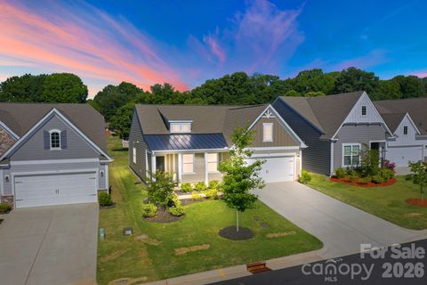 Photo of 174 White Apple Way, Statesville, NC 28625 (MLS # 4383923)