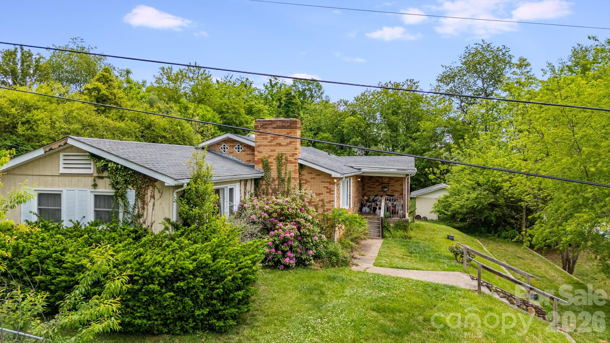 48 Ellen Avenue