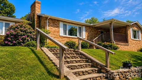 48 Ellen Avenue Canton NC 28716