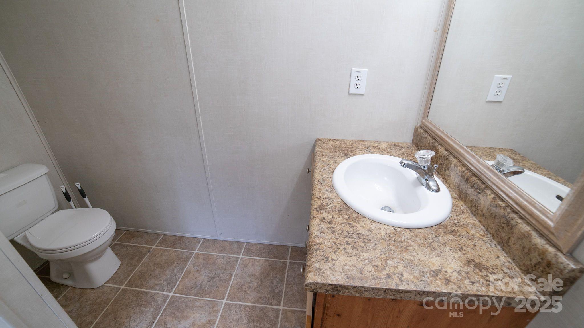 Morganton, North Carolina 28655, United States, 4 Bedrooms Bedrooms, ,2 BathroomsBathrooms,Residential,Active,165351