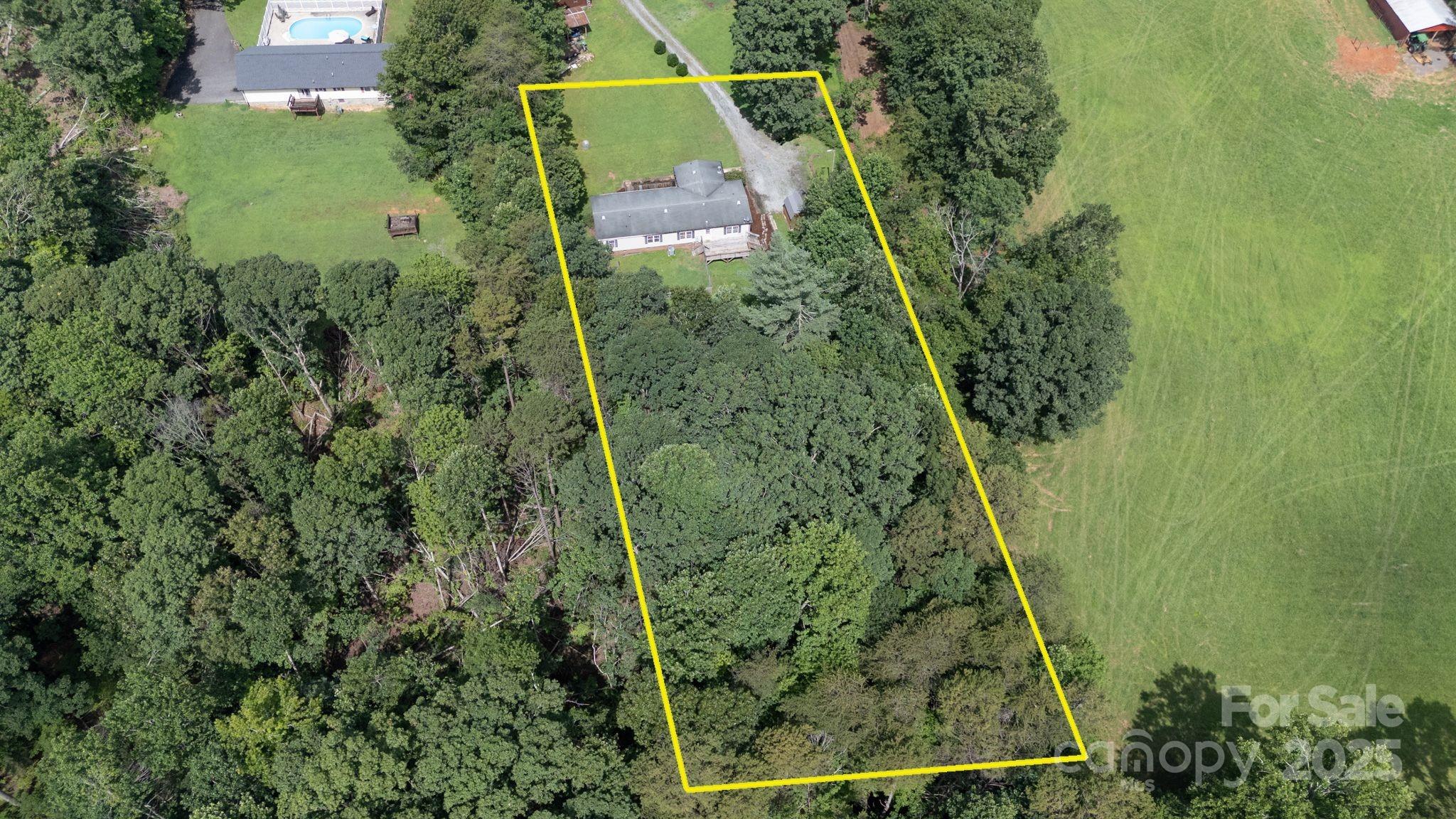 Morganton, North Carolina 28655, United States, 4 Bedrooms Bedrooms, ,2 BathroomsBathrooms,Residential,Active,165351