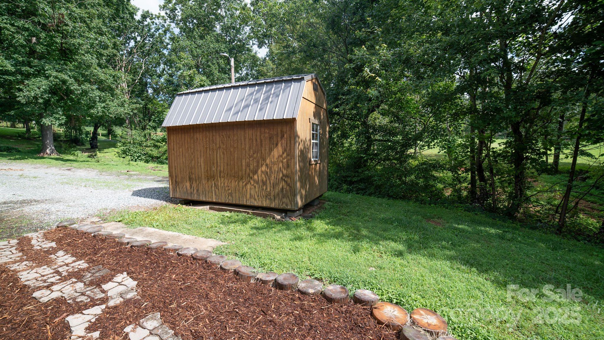 Morganton, North Carolina 28655, United States, 4 Bedrooms Bedrooms, ,2 BathroomsBathrooms,Residential,Active,165351