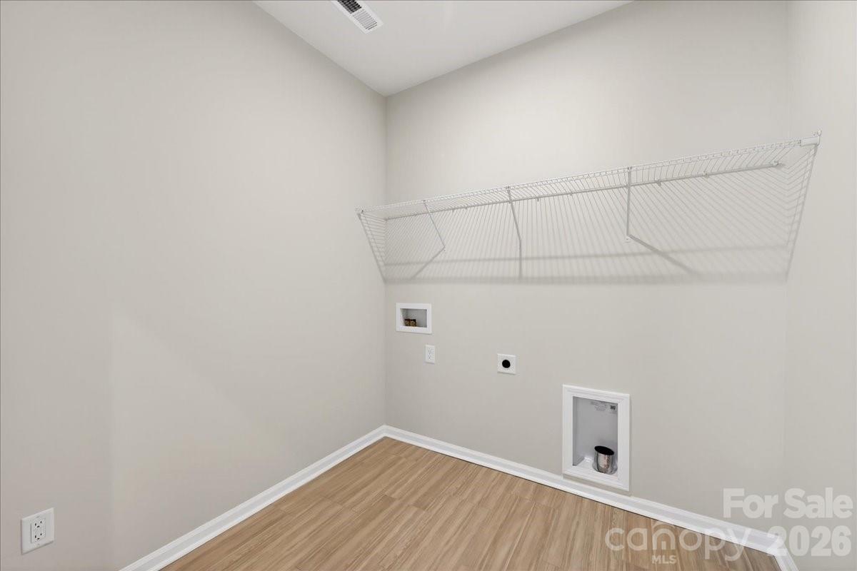 Ellis Townes - Residential