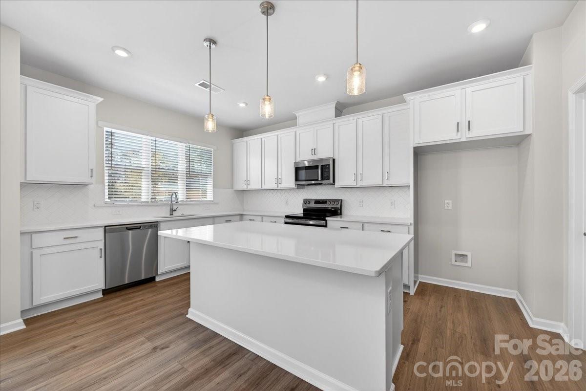 Ellis Townes - Residential