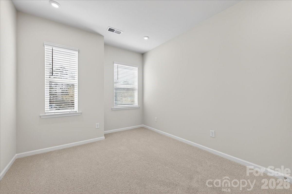 Ellis Townes - Residential