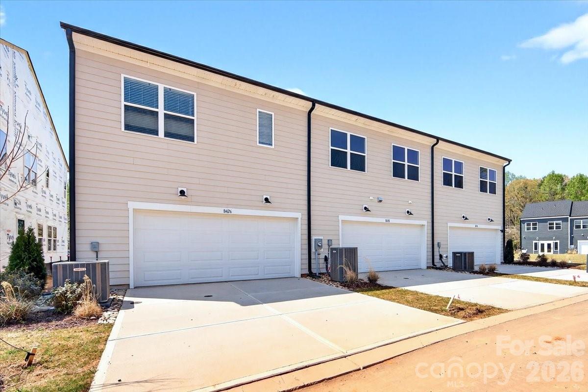 Ellis Townes - Residential