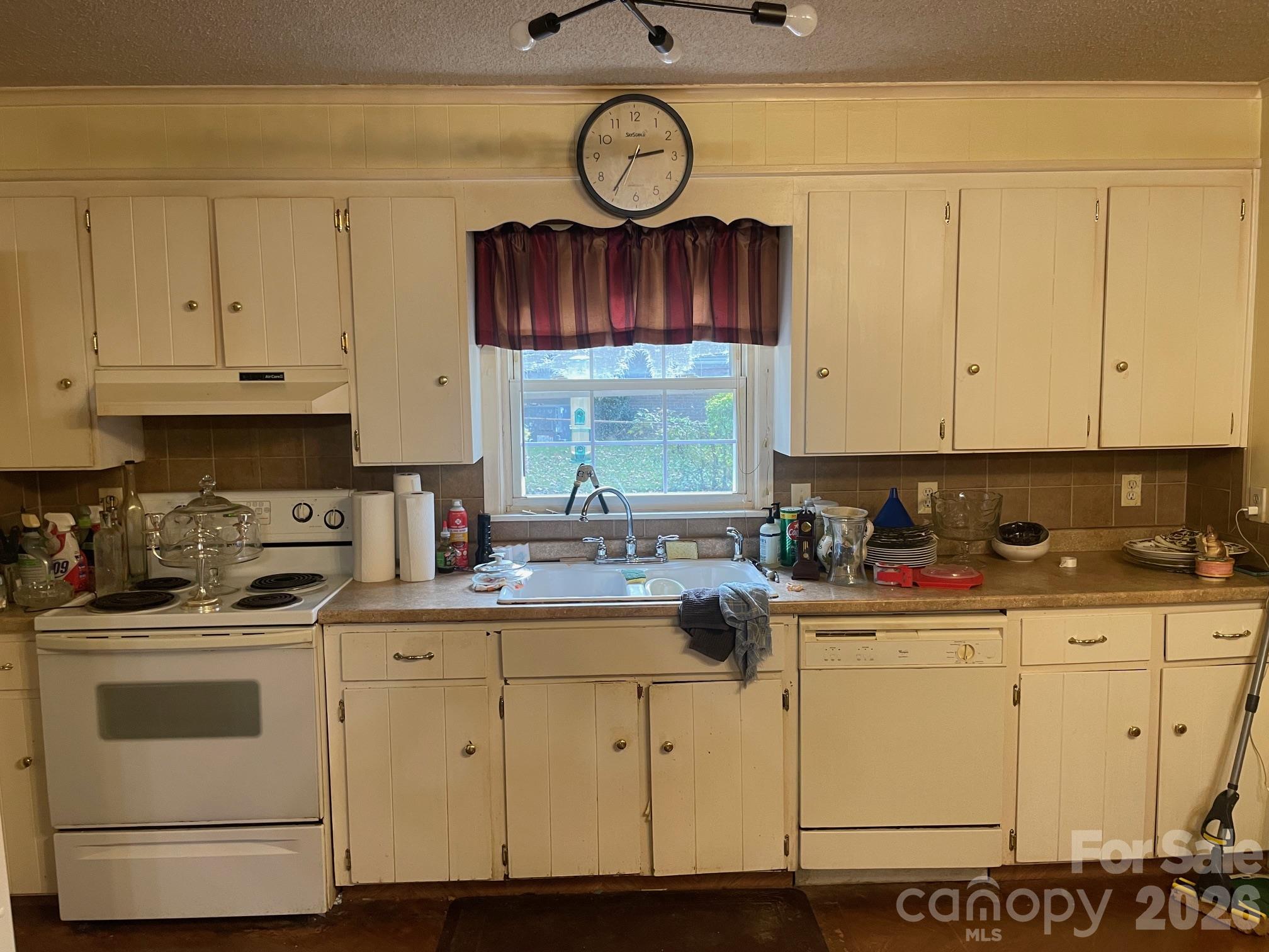 7808 Elwood Drive