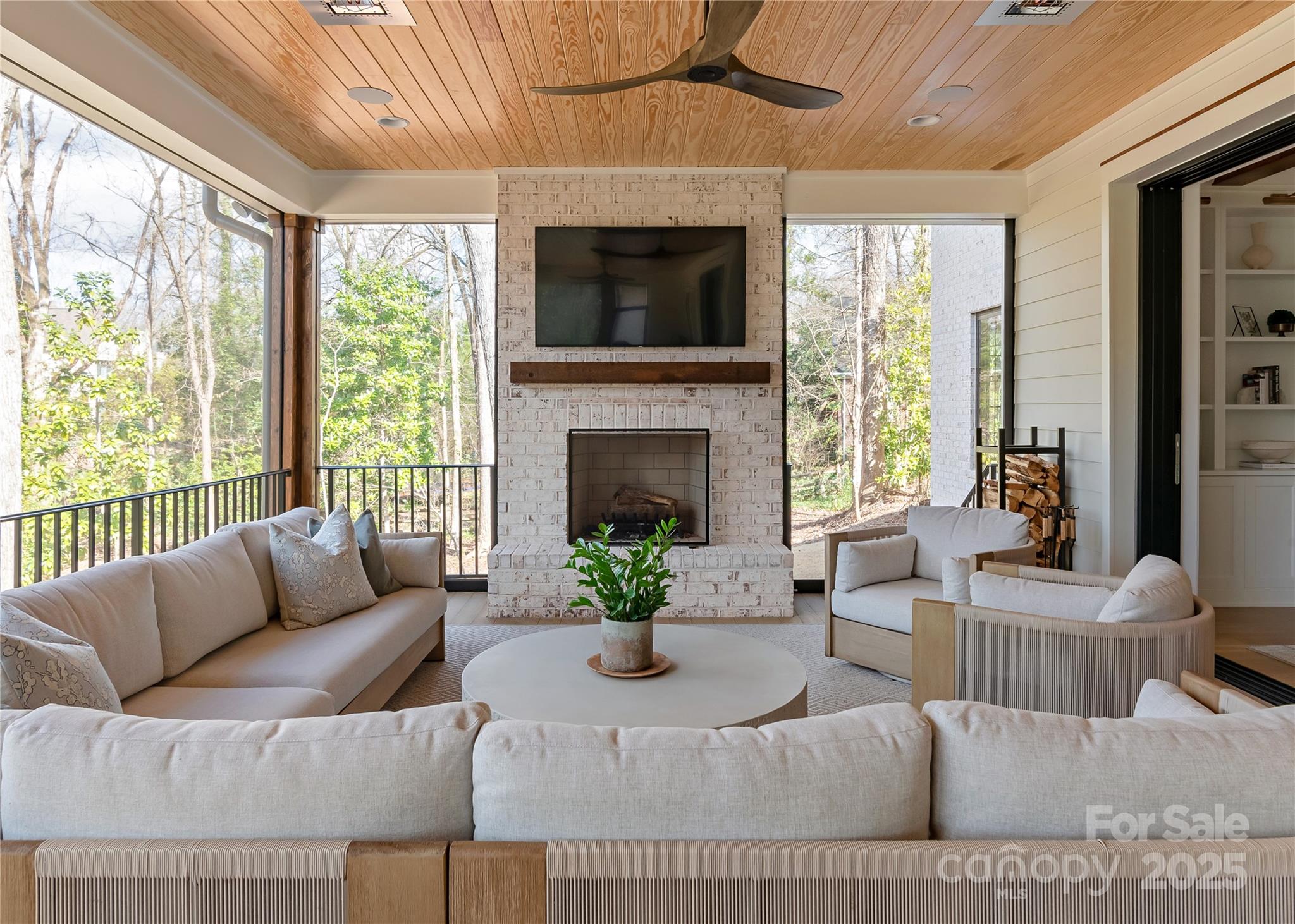 Jefferson Park - Residential