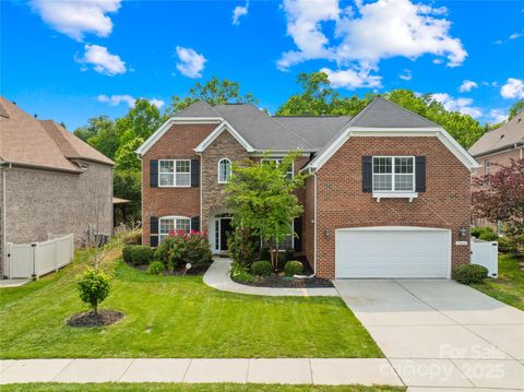 8460 Fairgreen Avenue Waxhaw NC 28173