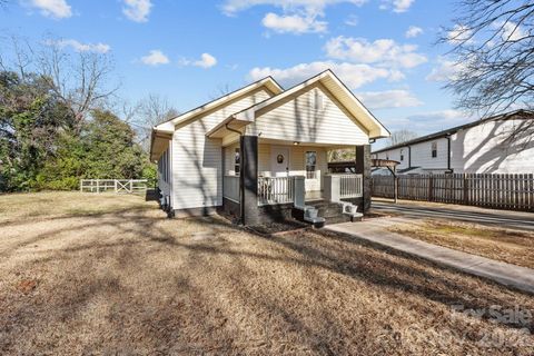 Photo of 145 Saint Charles Avenue NE, Concord, NC 28025 (MLS # 4333092)