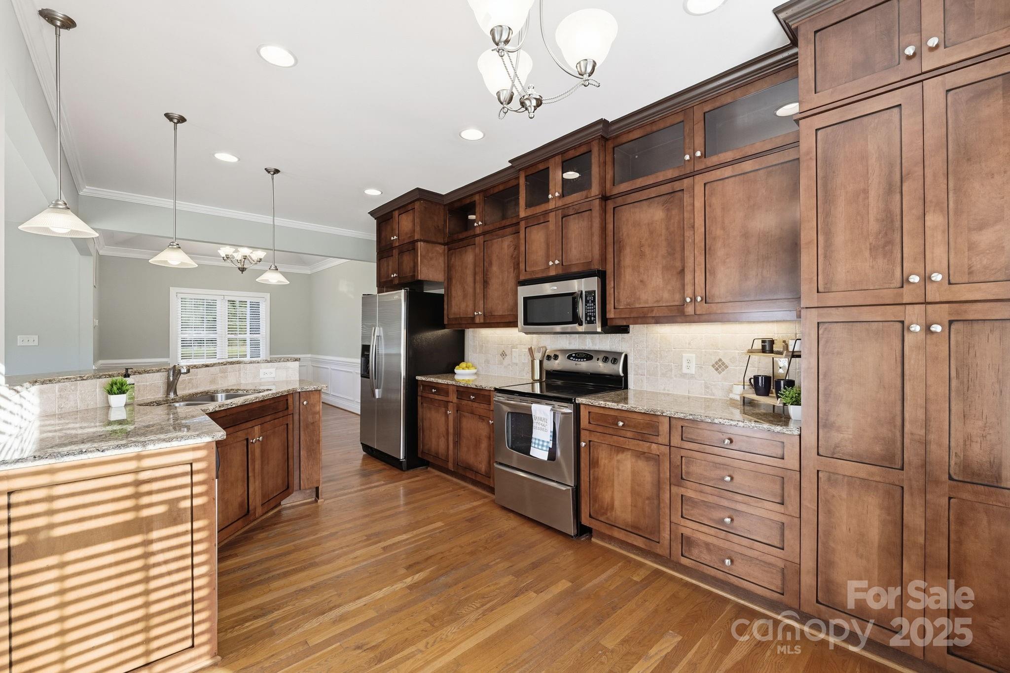 Shadow Wood Estates - Residential