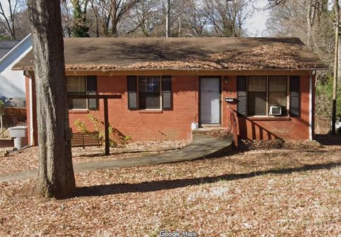 Photo of 930 Davenport Street, Charlotte, NC 28208 (MLS # 4386873)