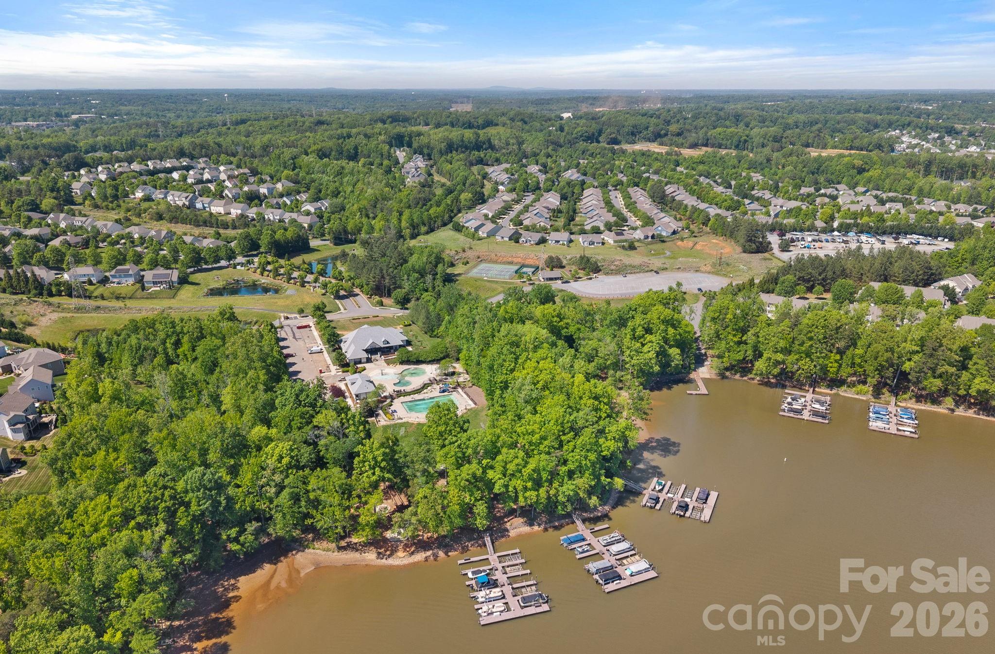 The Vineyards on Lake Wylie - Residential