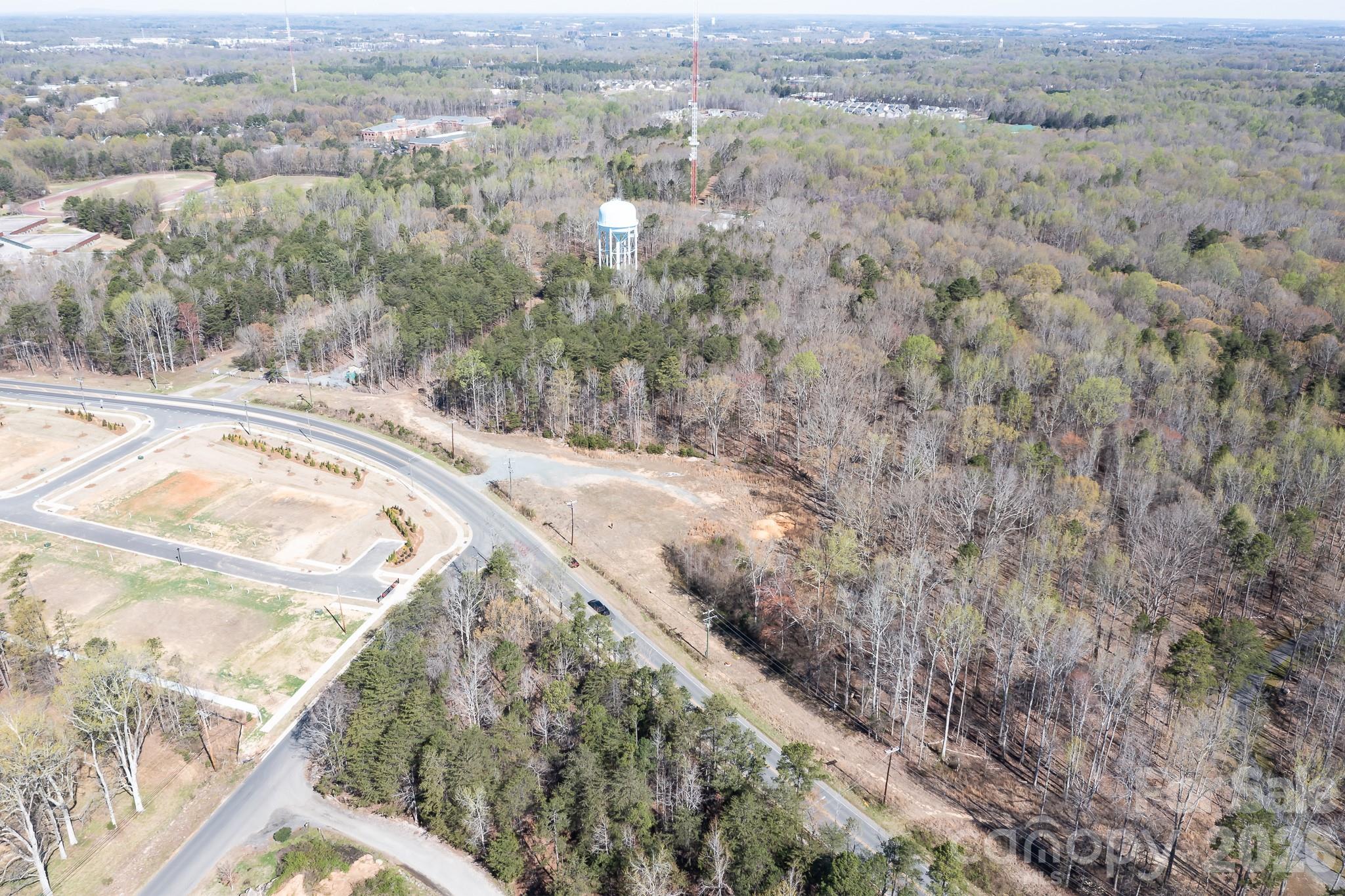 7829 The Plaza Extension