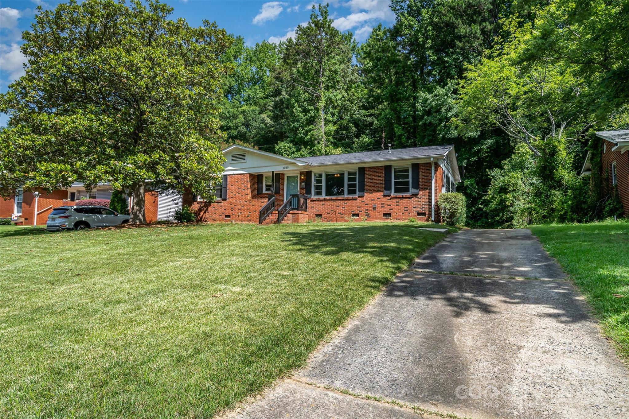 3939 Sheffield Drive