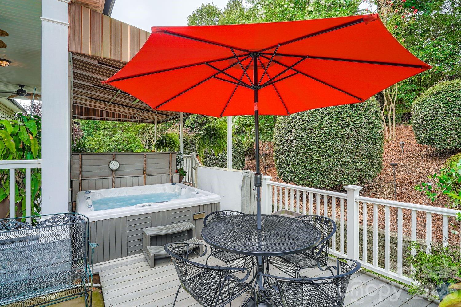 Reunion - Residential