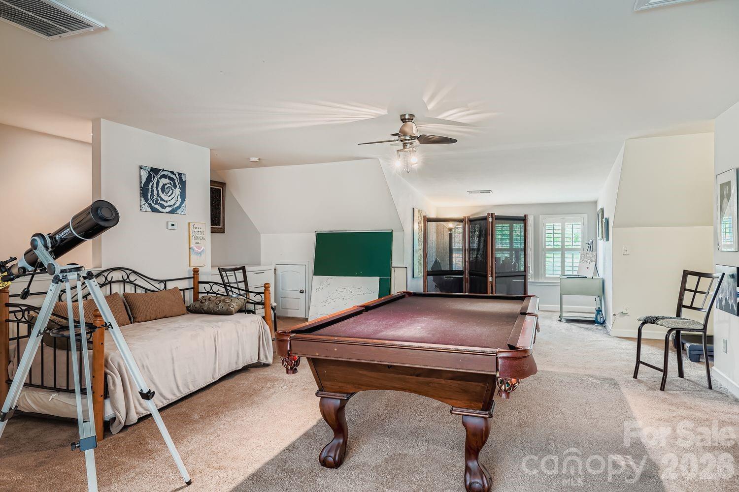 Reunion - Residential