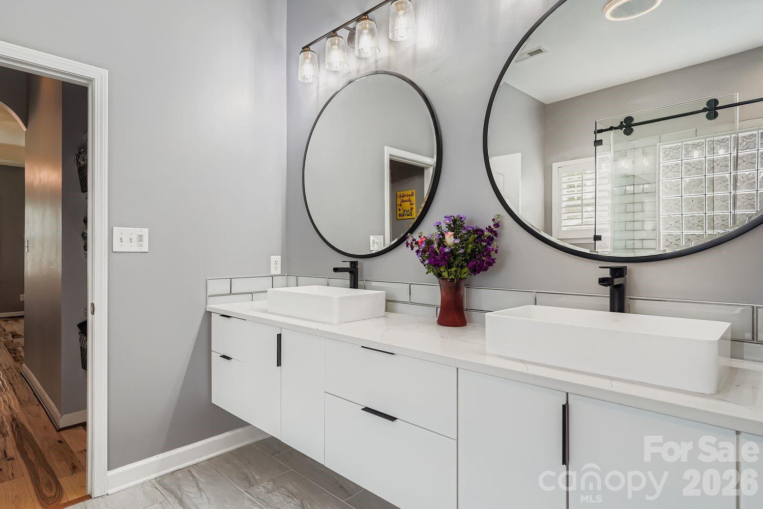 Reunion - Residential