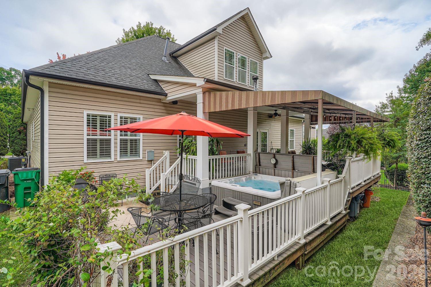 Reunion - Residential