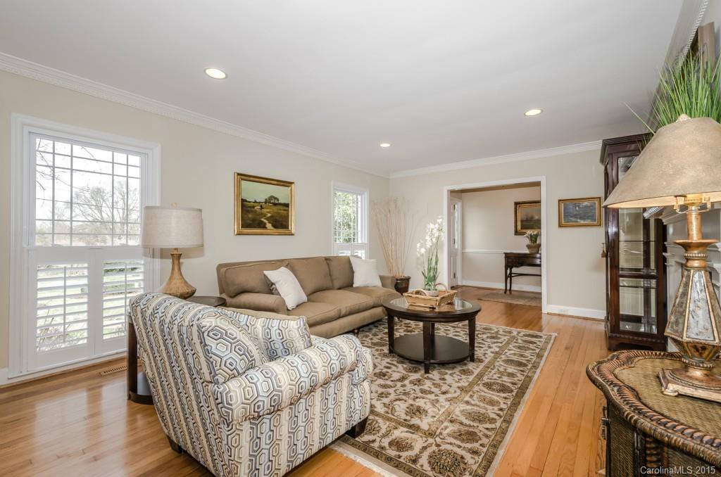 Armstrong Circle - Residential