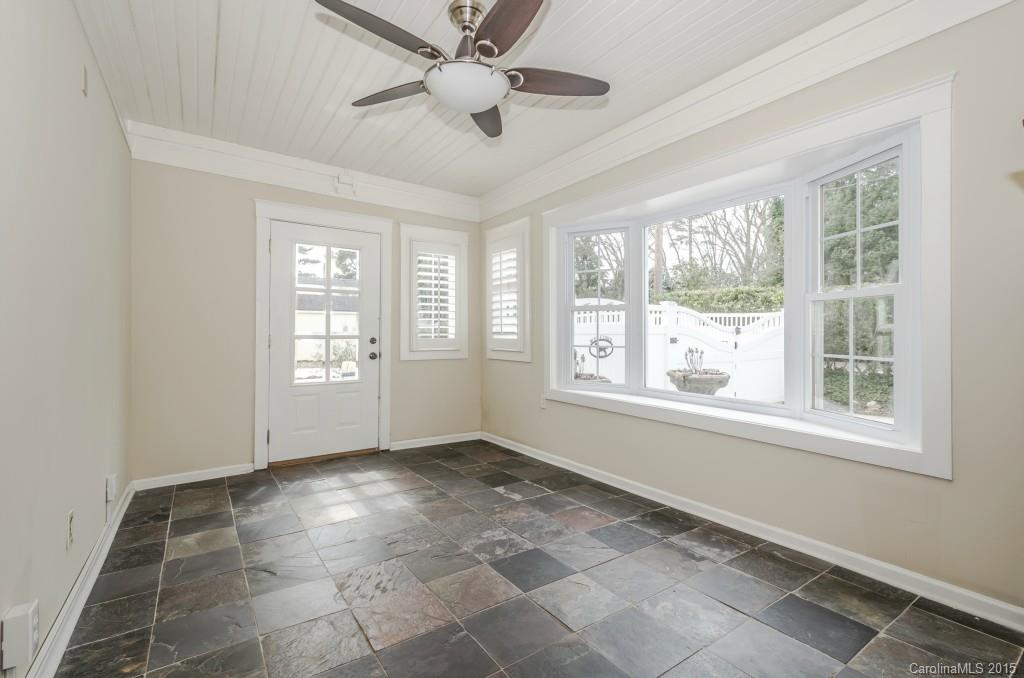 Armstrong Circle - Residential