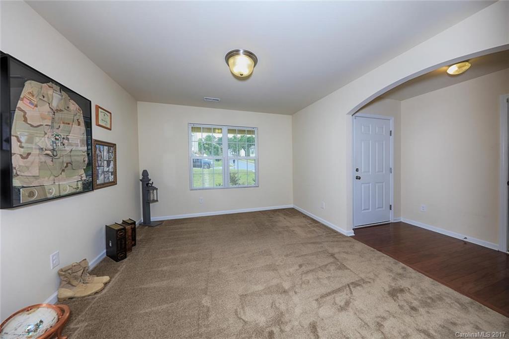 Elizabeth Oaks - Residential