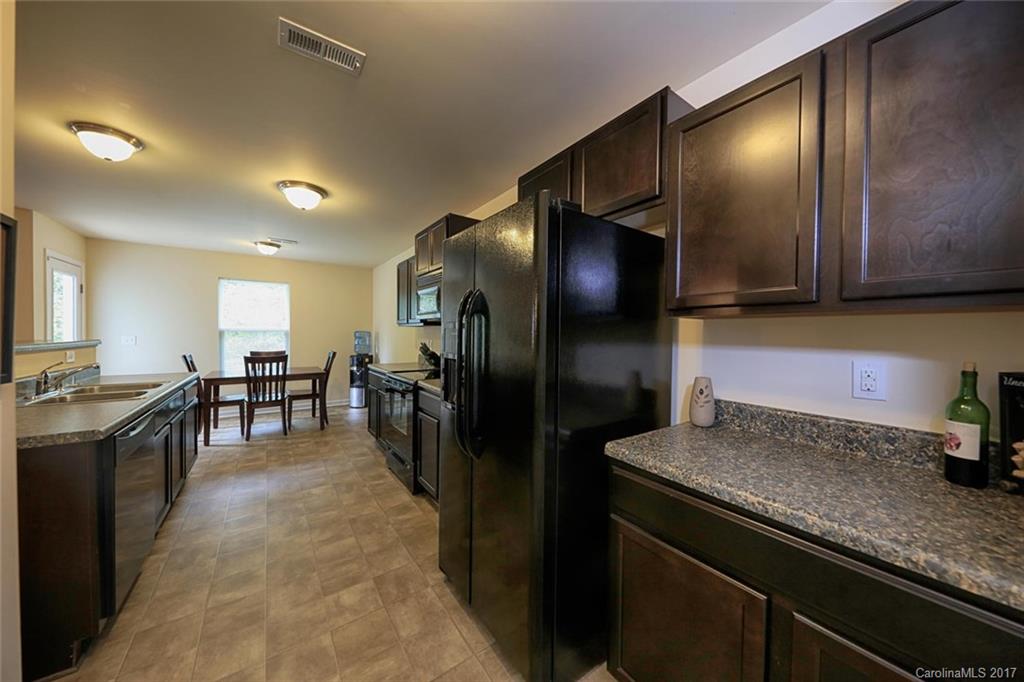 Elizabeth Oaks - Residential