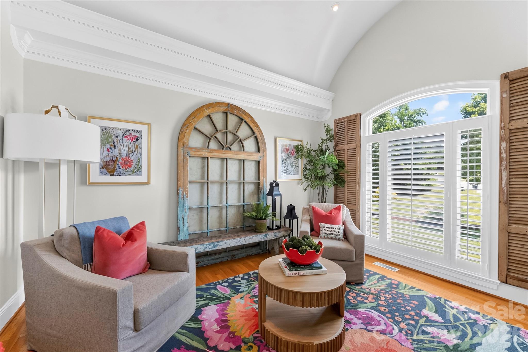 10107 Annie Oakley Lane