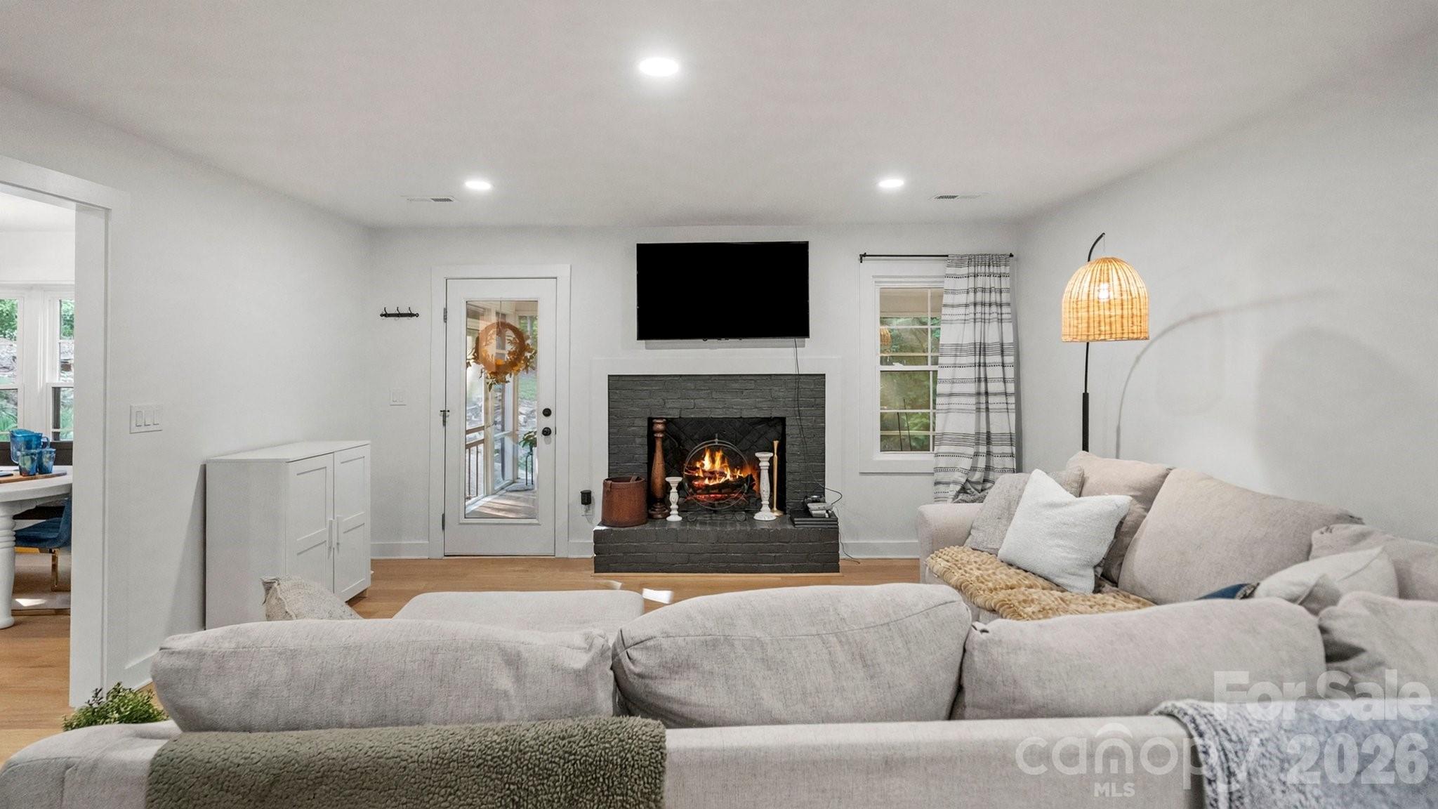 215 Ridgewood Drive