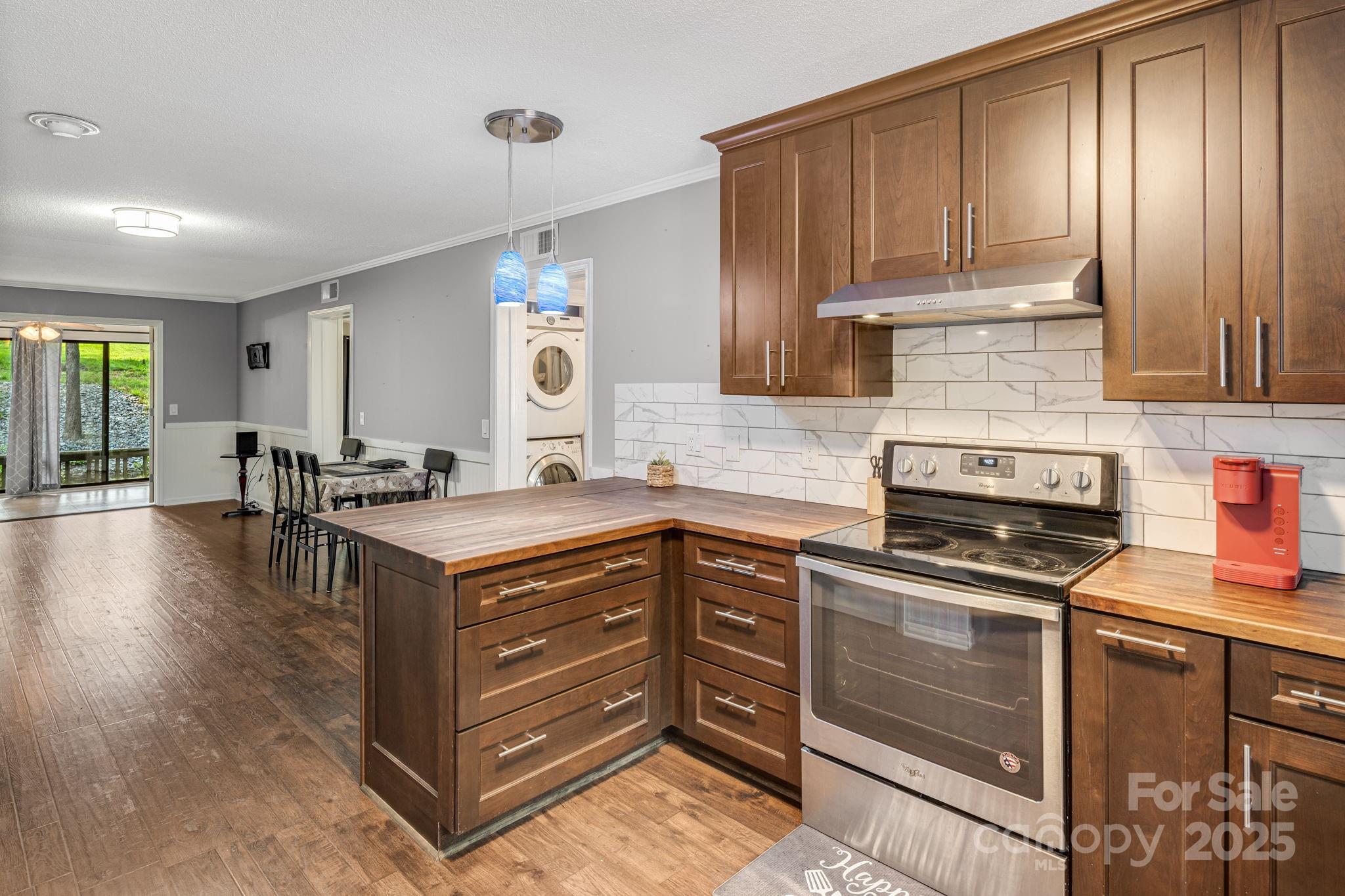 15 Lake Drive D2