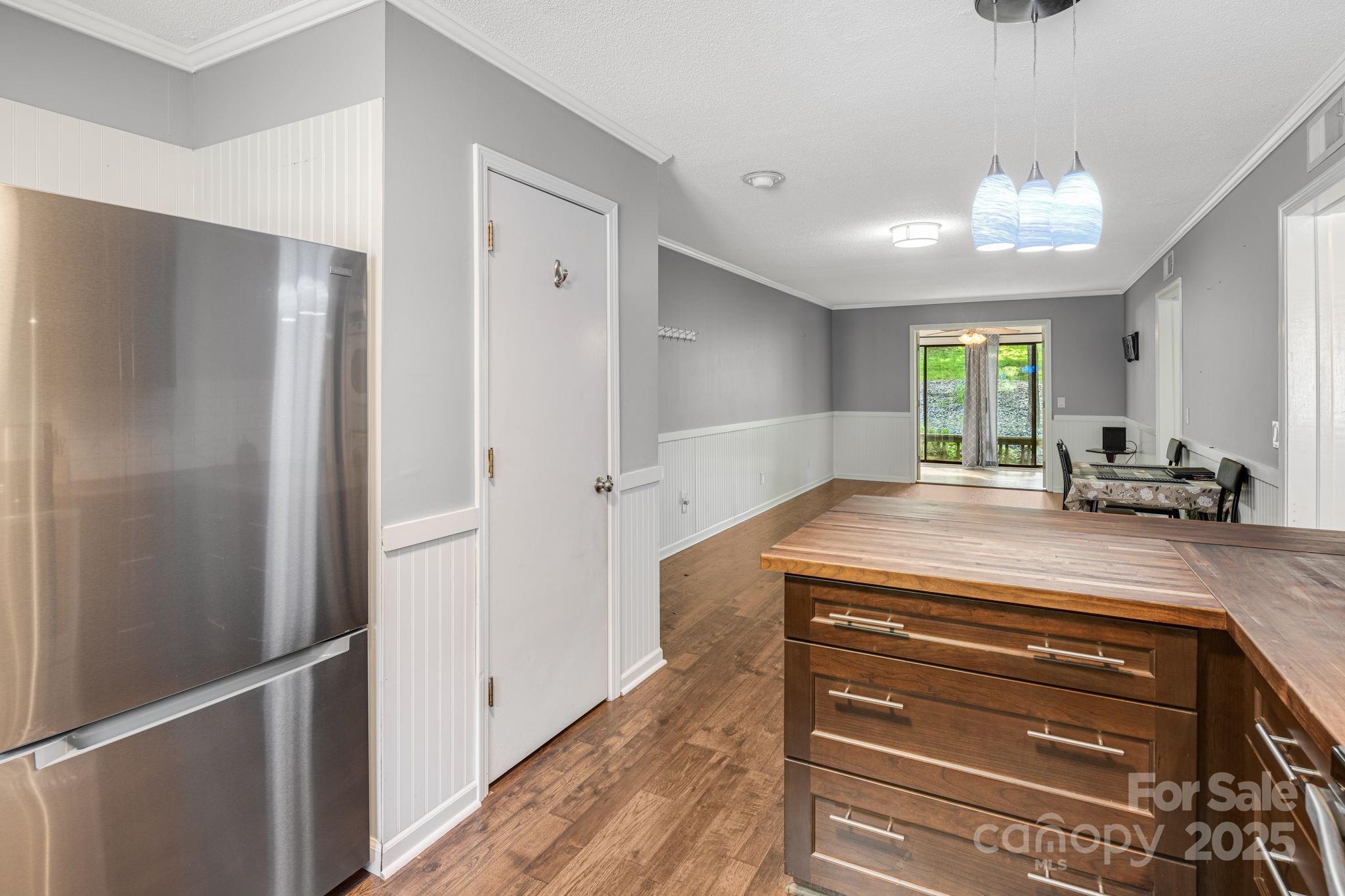 15 Lake Drive D2
