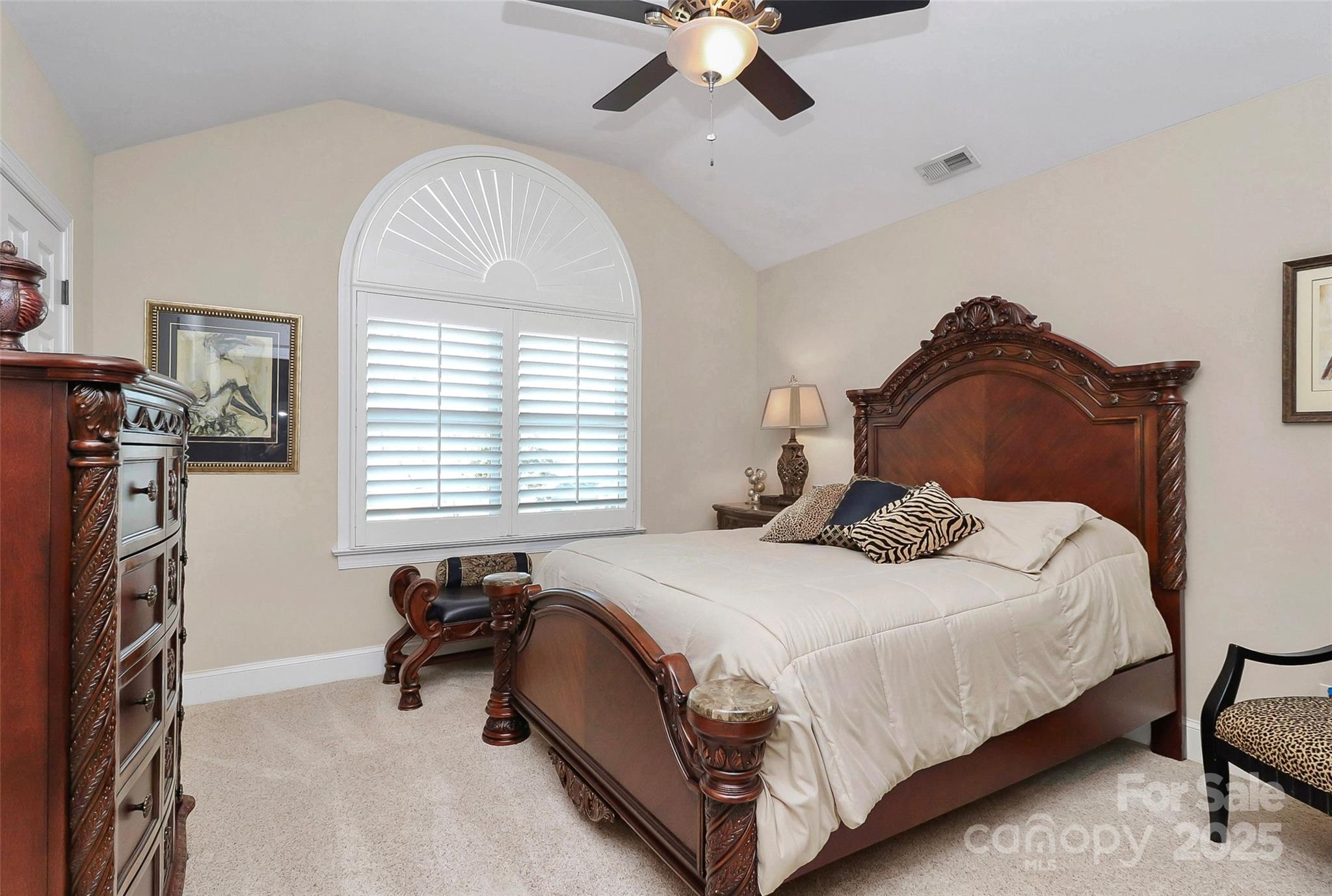 The Peninsula - Residential