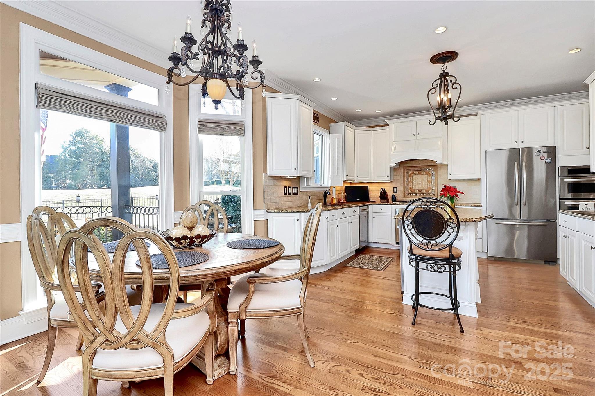 The Peninsula - Residential