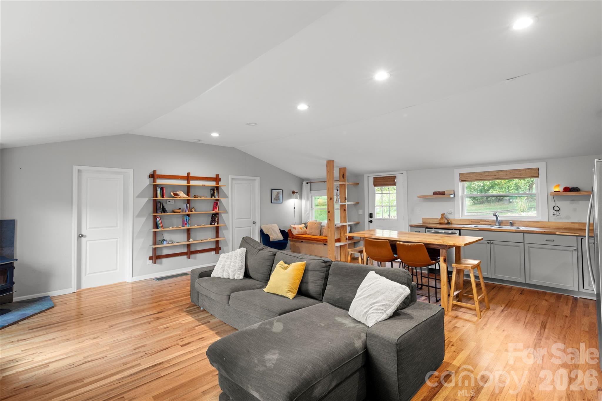 28 Long Cove Road