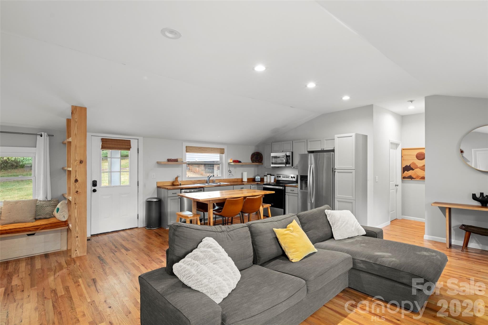 28 Long Cove Road