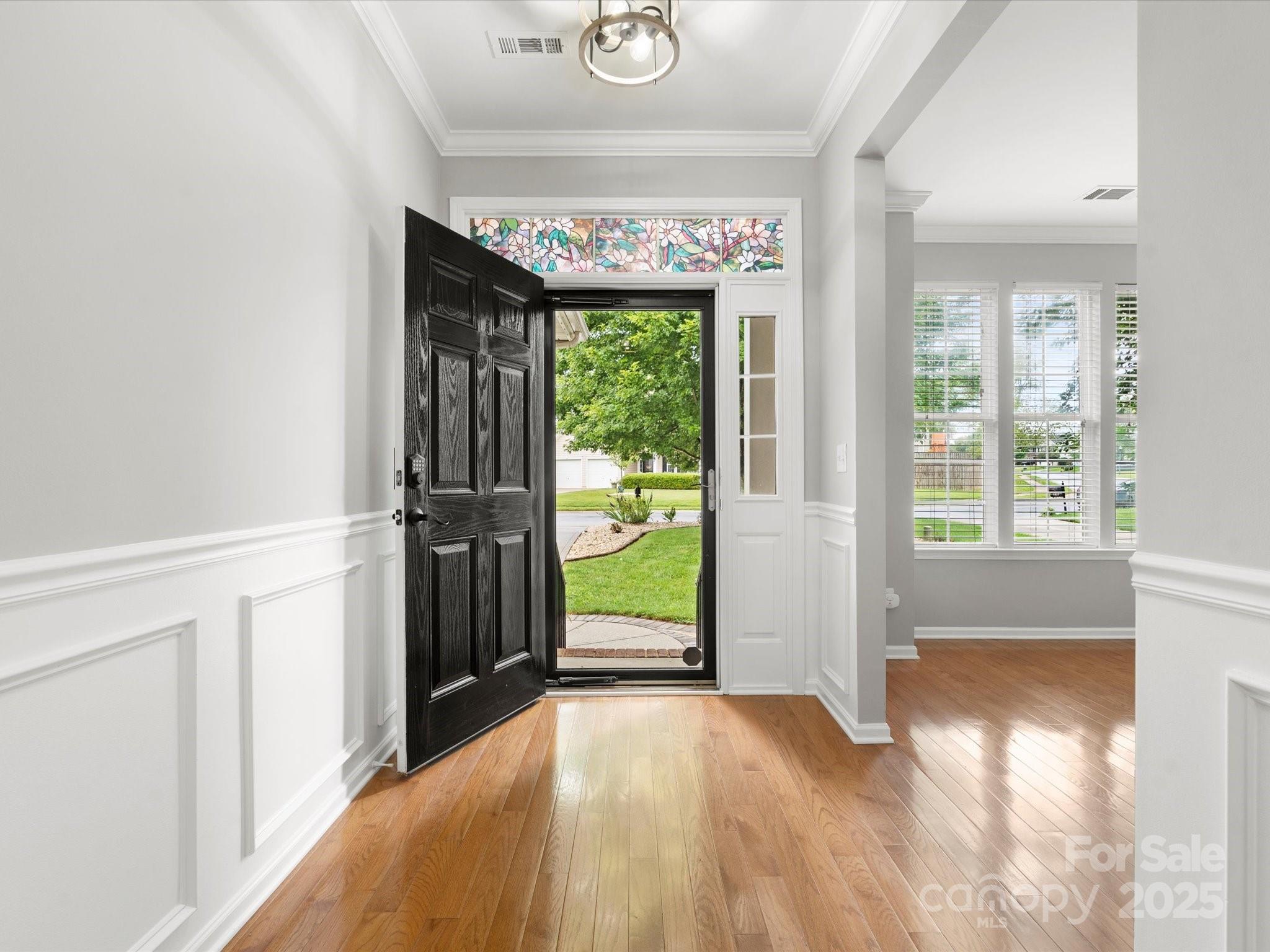 3038 Sterling Court