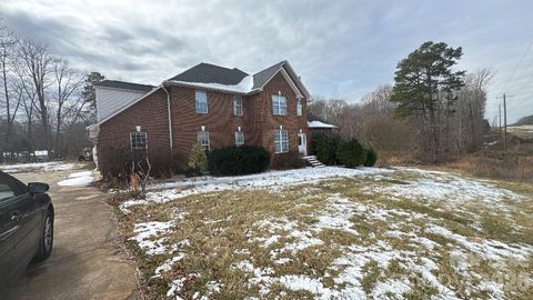Photo of 3779 S Nc 16 Highway, Maiden, NC 28650 (MLS # 4346283)