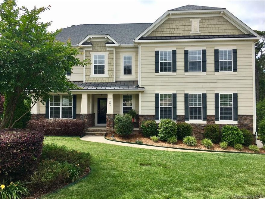 Must see this private and golf resort like home! Beautiful and meticulously maintained like new home on the 18th green! Barely used gourmet kitchen with stainless steel appliances, double oven, large island and breakfast area overlooking the backyard. Kitchen opens to a 2-story family room with fireplace and a gorgeous wall of windows. Master Suite retreat on the main floor with bay window great for a seating area. Four add'l bedrooms upstairs with an oversized loft overlooking the great room.