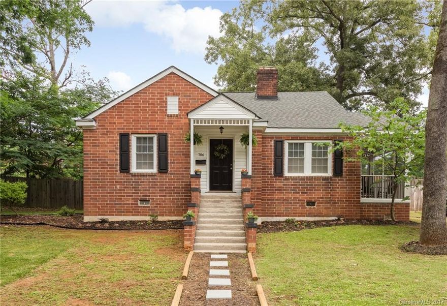 Carolina Cottage Charmer in Heart of Fort Mill. Stunning Poplar Hardwood Floors with Large Master Retreat on Second Level. Ginormous Newly Sodded Yard, Green and Waiting for Summer Soirees. Cozy Screened Porch For Breezy Nights. Bright Kitchen w/ White Cabinets. Walkable to Many Parks, Rec Areas, Fields, and Downtown Fort Mill. Join the Buzz of Quickly Growing Fort Mill but Keep the Character. Tons of Windows with Classic Molding. Spacious Home with Plenty to Love, Renovate, or Expand.