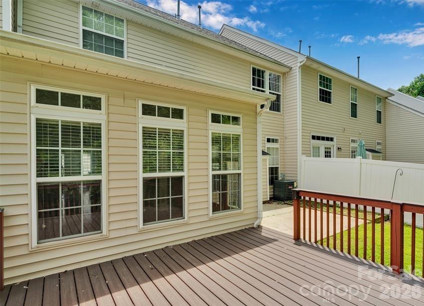 6000 Boathouse Lane C